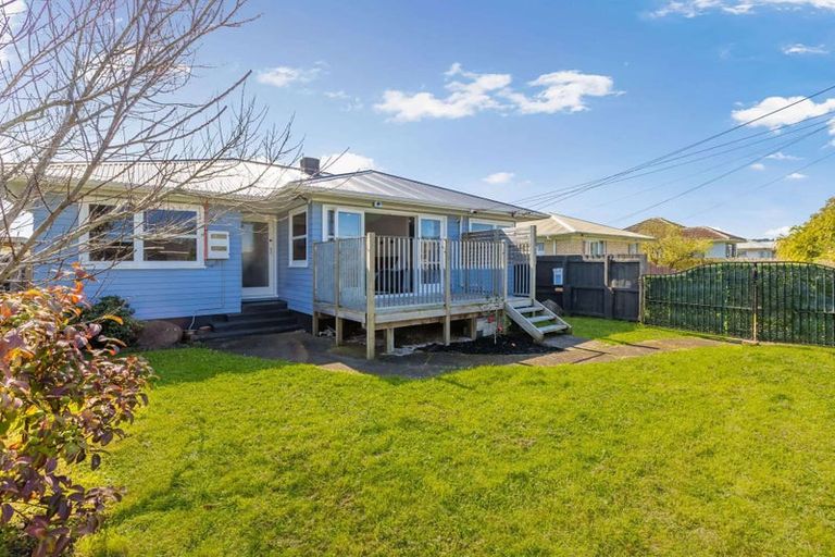 Photo of property in 1/18 Sheehan Avenue, Papakura, 2110