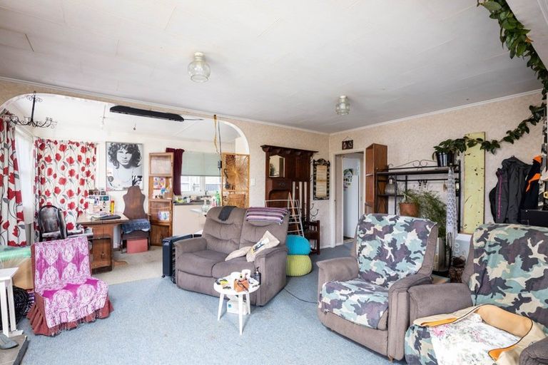 Photo of property in 4 Kahikatea Street, Inglewood, 4330