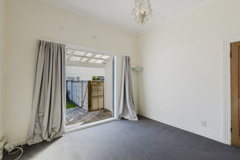 Photo of property in 1/30 Bulteel Street, New Plymouth, 4310