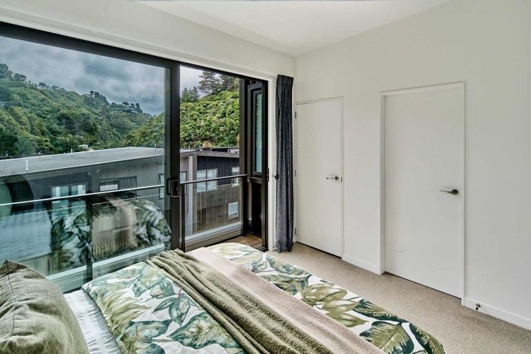 Photo of property in 23 Rua Kai Way, Brooklyn, Wellington, 6021