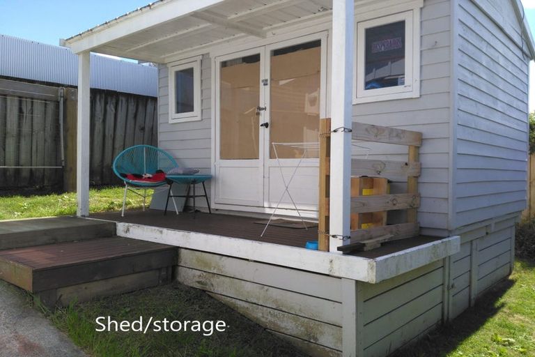 Photo of property in 145 Wiseley Road, West Harbour, Auckland, 0618