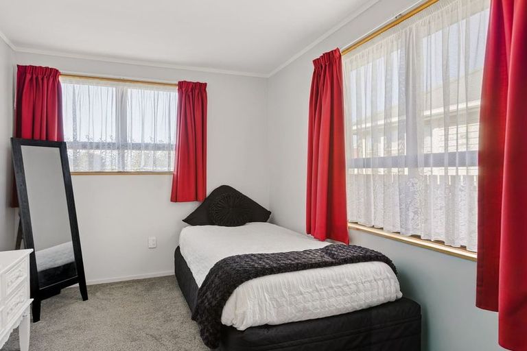 Photo of property in 137 Derby Street, Westport, 7825