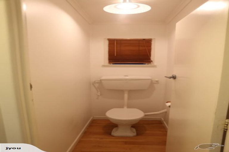 Photo of property in 3/16 Fowler Street, Northcote, Auckland, 0627