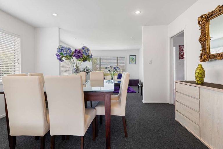 Photo of property in 35 Hamon Place, Pukehangi, Rotorua, 3015