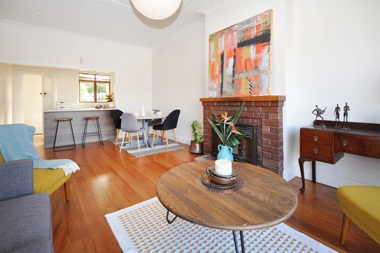 Photo of property in 2/28 Kihikihi Road, Te Awamutu, 3800