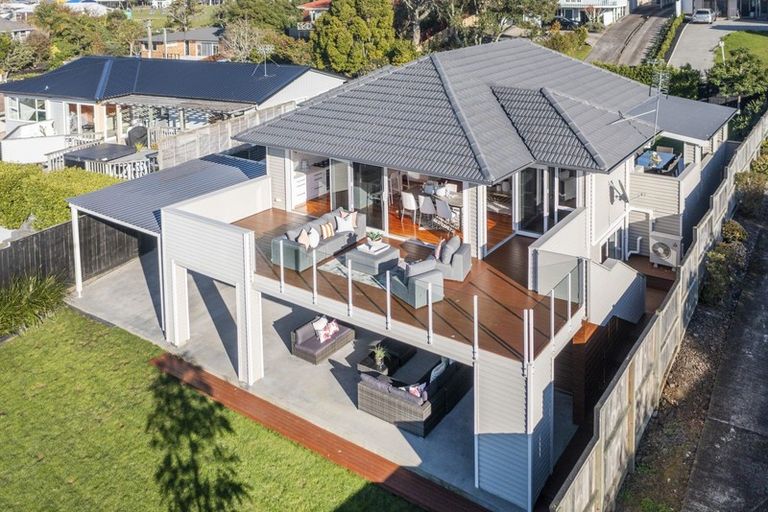 Photo of property in 78 Alexander Street, Cockle Bay, Auckland, 2014