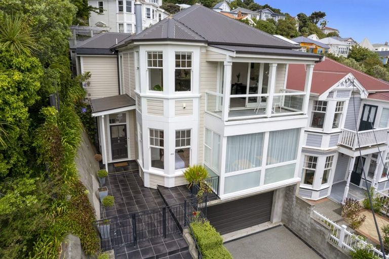 Photo of property in 60 Hawker Street, Mount Victoria, Wellington, 6011