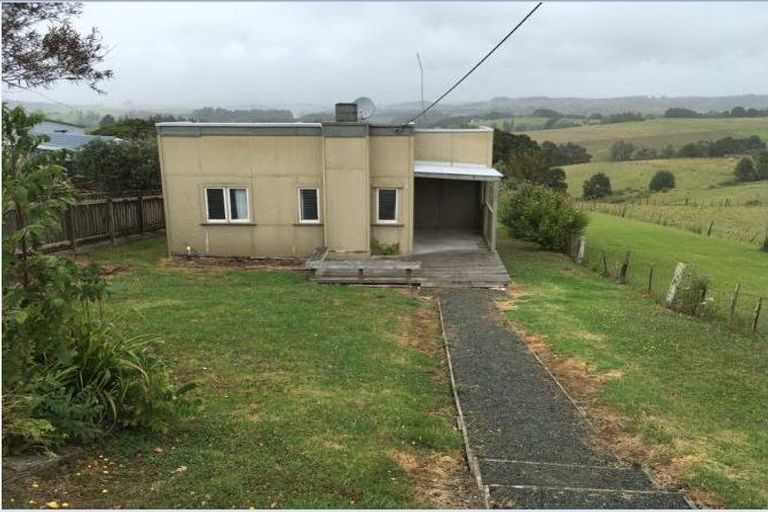 Photo of property in 110 Hurndall Street East, Maungaturoto, 0520