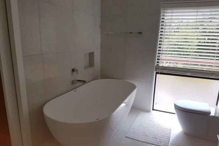 Photo of property in 131 Pararekau Road, Karaka, Papakura, 2580