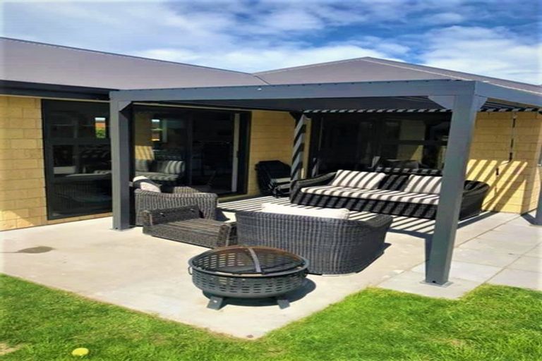 Photo of property in 58 Huntingdon Drive, Rangiora, 7400