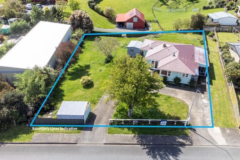 Photo of property in 64 Ruahine Street, Dannevirke, 4930