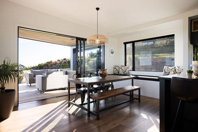 Photo of property in 5 Chestnut Lane, Papamoa, Te Puke, 3187