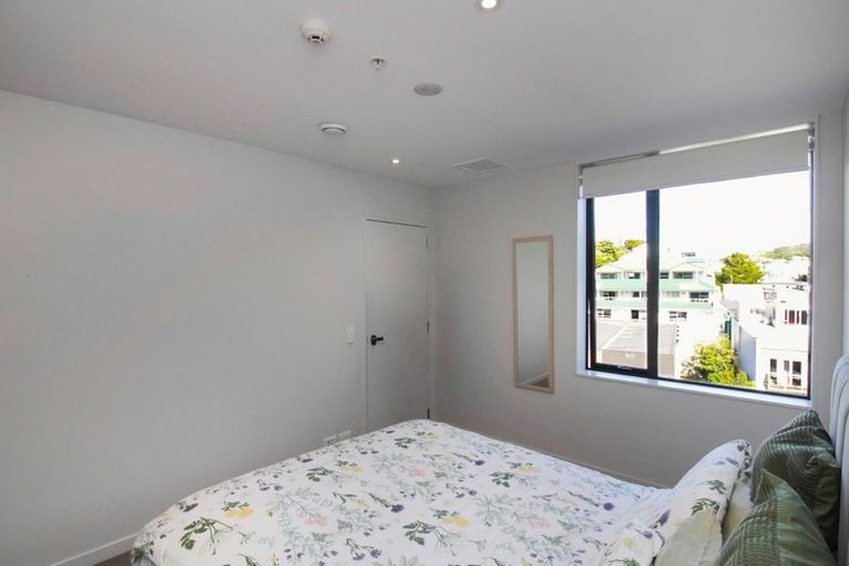 Photo of property in Nouvo Apartments, 5e/21 Rugby Street, Mount Cook, Wellington, 6021