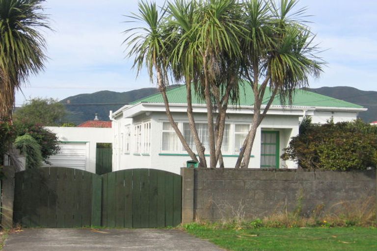 Photo of property in 30 Tama Street, Alicetown, Lower Hutt, 5010