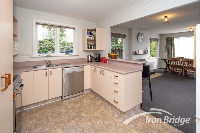 Photo of property in 6 Breens Road, Bishopdale, Christchurch, 8051