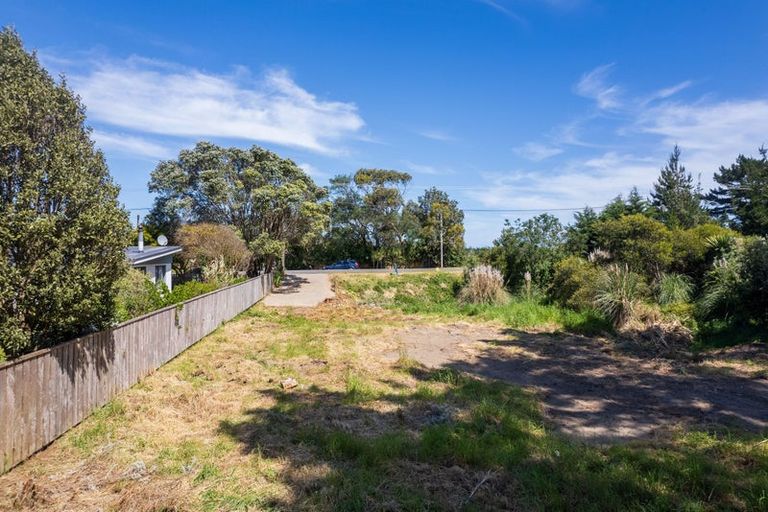 Photo of property in 870 Hokio Beach Road, Hokio Beach, Levin, 5571