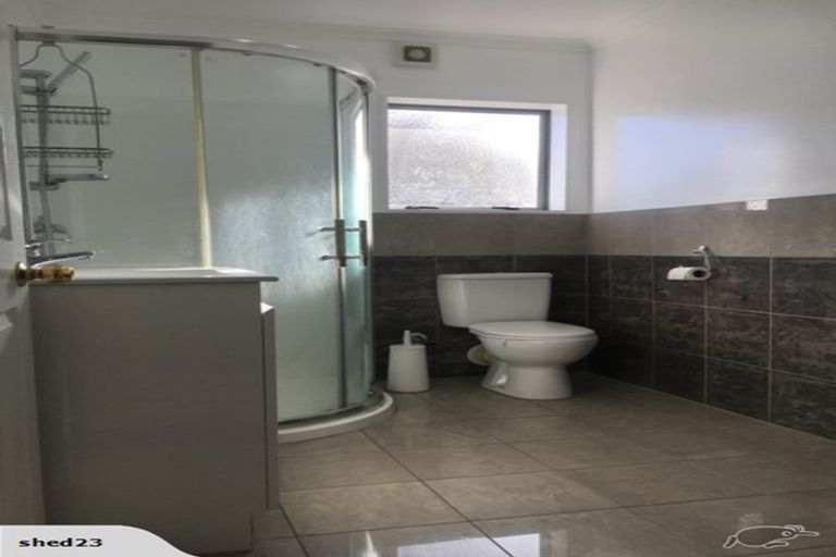 Photo of property in 112 Settlement Road, Papakura, 2110