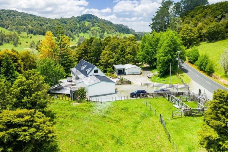 Photo of property in 750 Waiotira Road, Waiotira, 0193