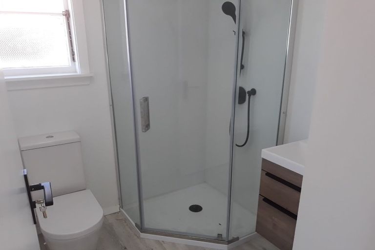 Photo of property in 418 Main North Road, Redwood, Christchurch, 8051