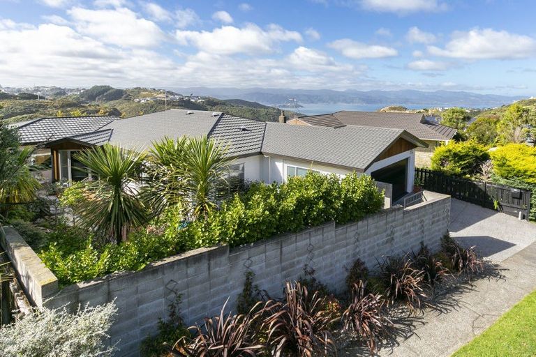 Photo of property in 38 Rajkot Terrace, Broadmeadows, Wellington, 6035