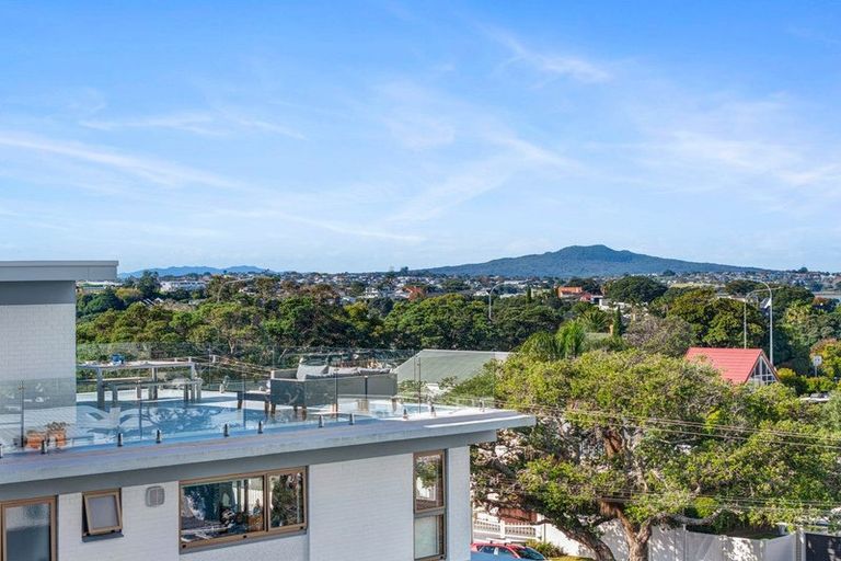 Photo of property in 6/6 Bruce Street, Northcote Point, Auckland, 0627