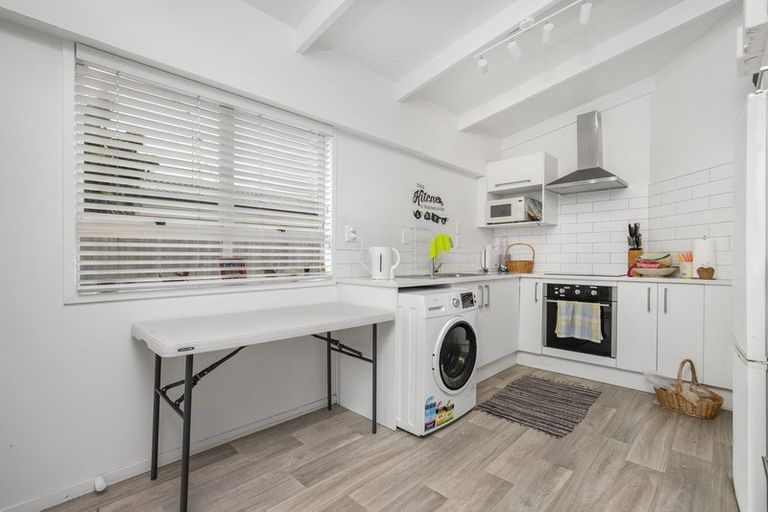 Photo of property in 1/14 Hobart Crescent, Wattle Downs, Auckland, 2103