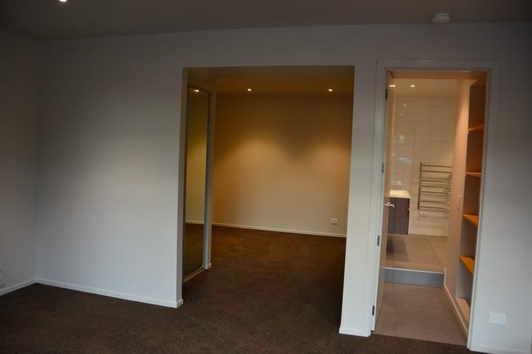 Photo of property in 1/220 Huatoki Street, Upper Vogeltown, New Plymouth, 4310