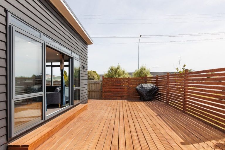 Photo of property in 35 Fairs Road, Milson, Palmerston North, 4414