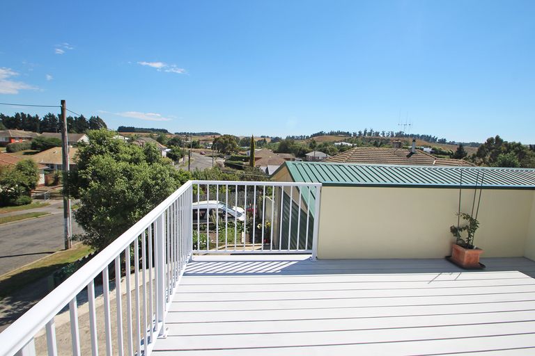 Photo of property in 1 Blyth Street, Holmes Hill, Oamaru, 9401