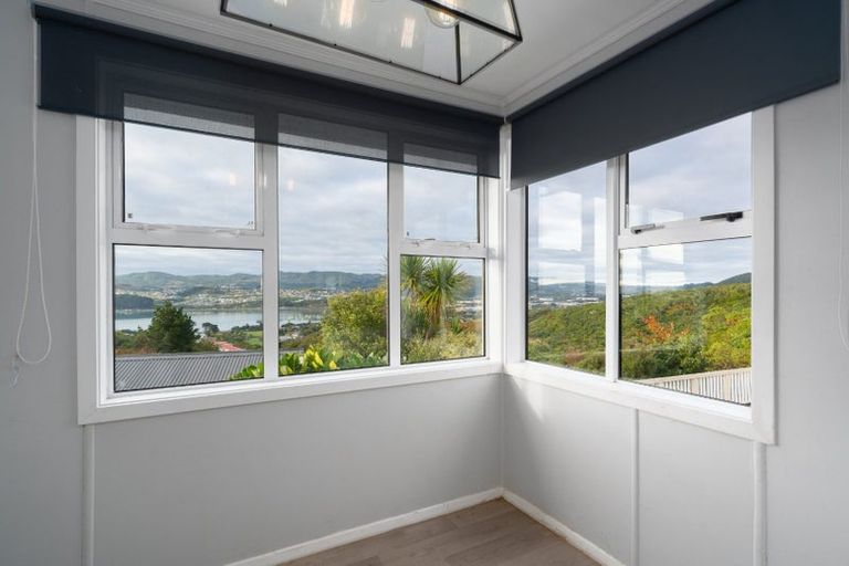 Photo of property in 12 Whenua View, Titahi Bay, Porirua, 5022