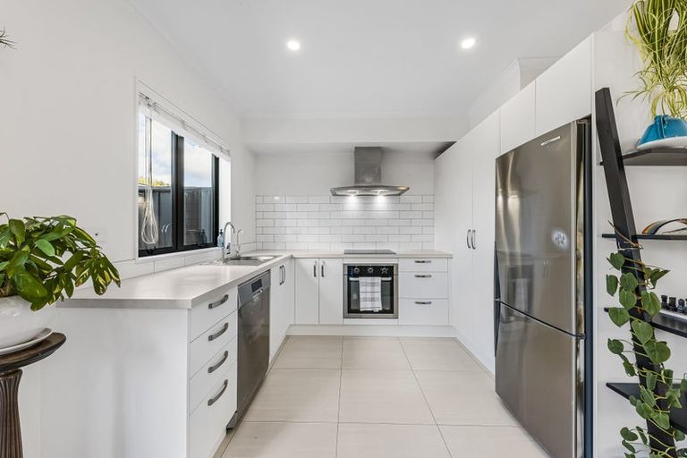 Photo of property in 58 Whenuapai Drive, Whenuapai, Auckland, 0618