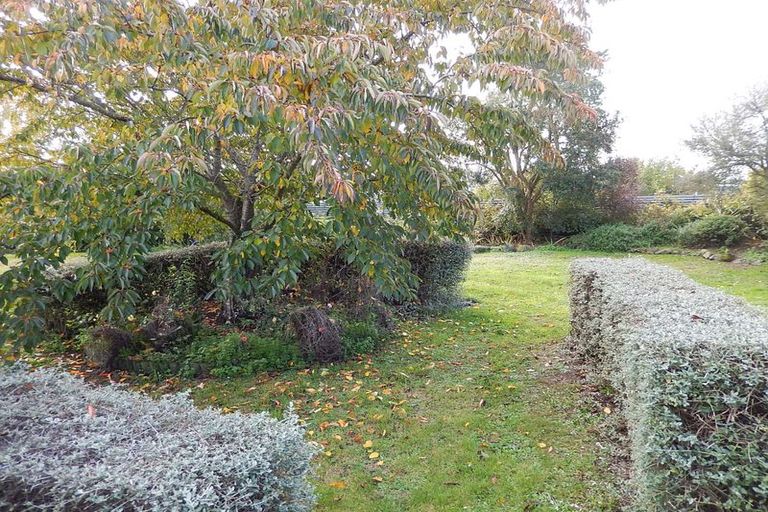 Photo of property in 27 Argyle Street, Weston, Oamaru, 9401