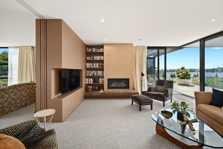 Photo of property in 142 Lake Crescent, Hamilton Lake, Hamilton, 3204