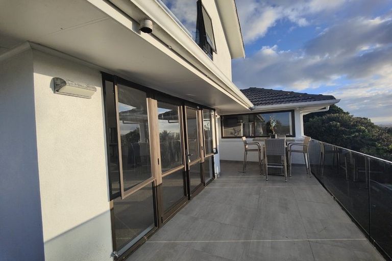 Photo of property in 2 Mellons Bay Road, Howick, Auckland, 2014