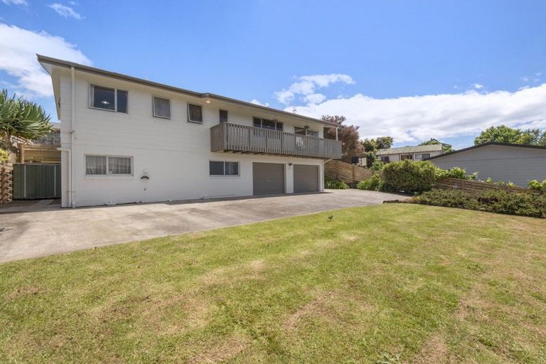 Photo of property in 8 Ranginui Road, Welcome Bay, Tauranga, 3112