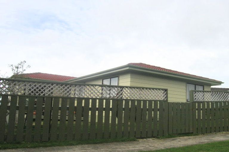 Photo of property in 31 Wisteria Grove, Maungaraki, Lower Hutt, 5010