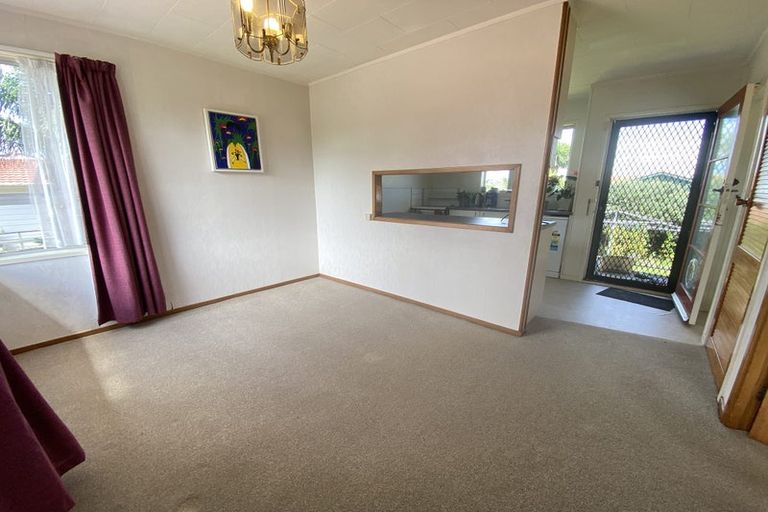 Photo of property in 60 Casuarina Road, Half Moon Bay, Auckland, 2012