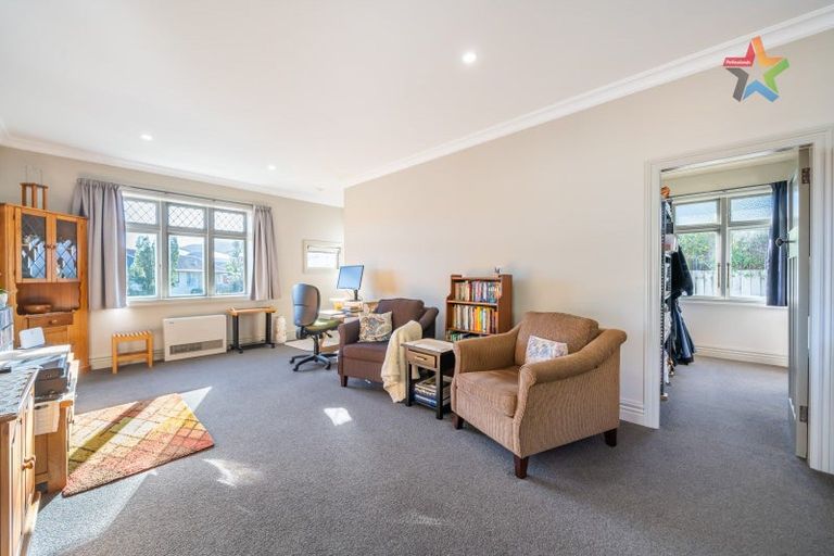 Photo of property in 232 Major Drive, Kelson, Lower Hutt, 5010