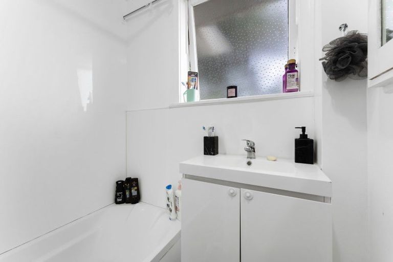 Photo of property in 24 Mahoe Street, Levin, 5510