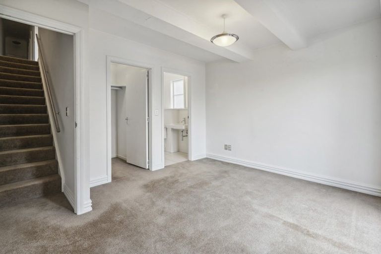 Photo of property in 24 Charlotte Avenue, Brooklyn, Wellington, 6021