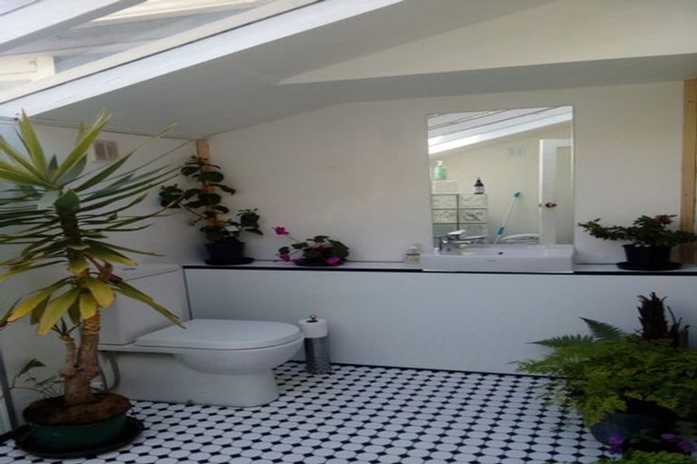 Photo of property in 50 Owhiro Bay Parade, Owhiro Bay, Wellington, 6023