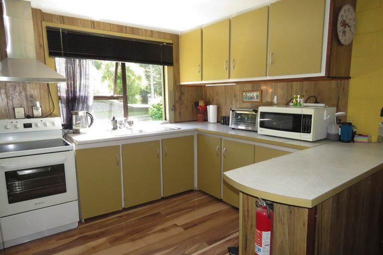 Photo of property in 20 Ramsay Street, Blacks Point, Reefton, 7830
