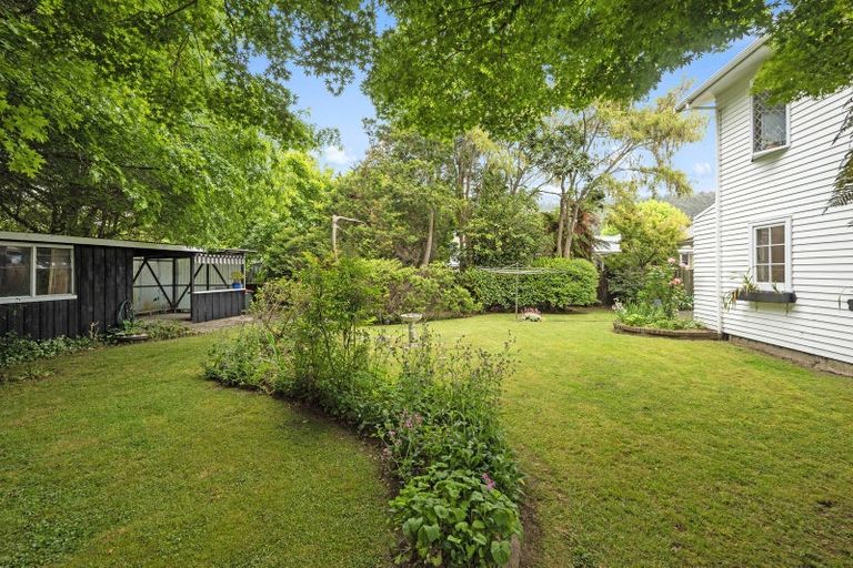 Photo of property in 7 Amokura Street, Fairy Springs, Rotorua, 3015