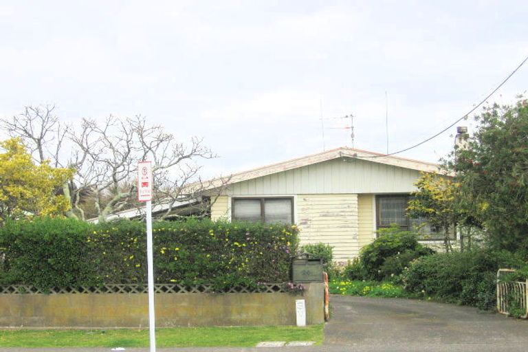 Photo of property in 24 Links Avenue, Mount Maunganui, 3116