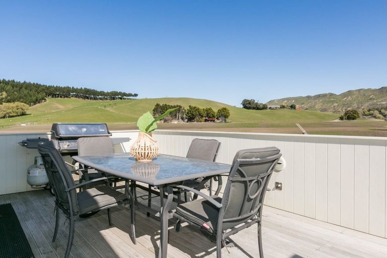 Photo of property in 91 Harper Road, Waimarama, Havelock North, 4294