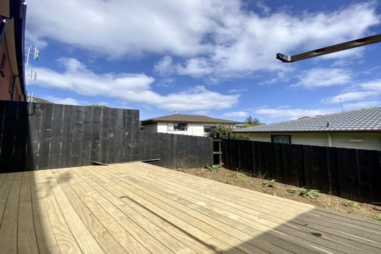 Photo of property in 12/15 Sunhill Road, Sunnyvale, Auckland, 0612