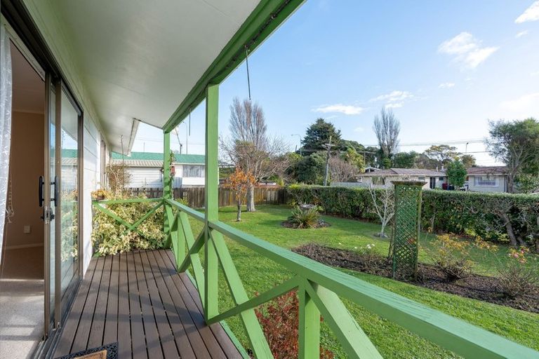 Photo of property in 4 Buckley Grove, Paraparaumu, 5032