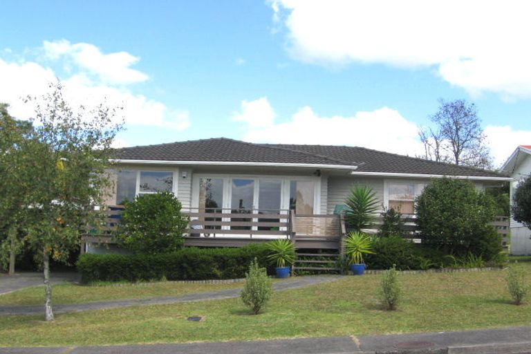 Photo of property in 6 Macnay Way, Murrays Bay, Auckland, 0630