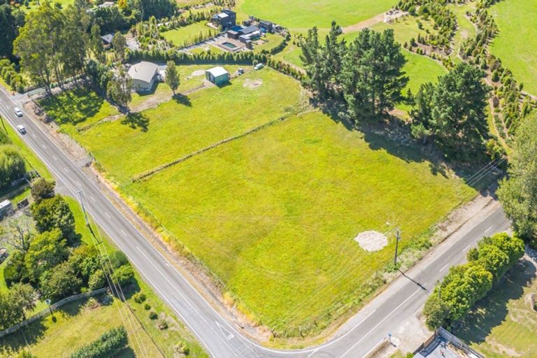 Photo of property in 523 Arapaepae Road, Ohau, Levin, 5570