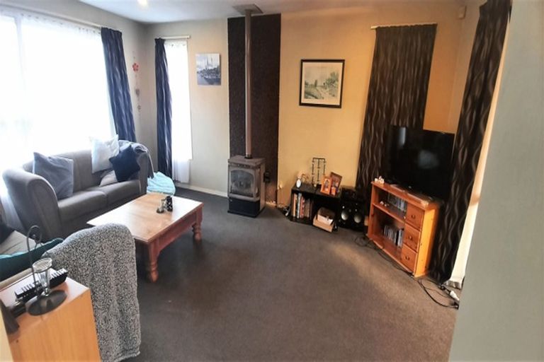 Photo of property in 15 Inverell Place, North New Brighton, Christchurch, 8083